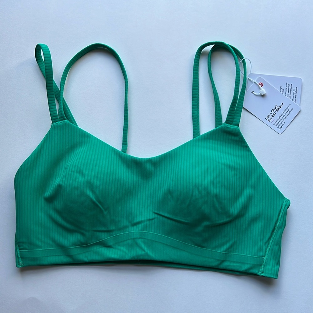 NWT Lululemon Like A Cloud Bra B/C size 6 Kelly Green